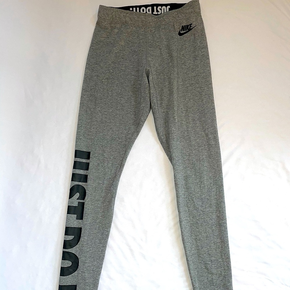 Gray Nike leggings